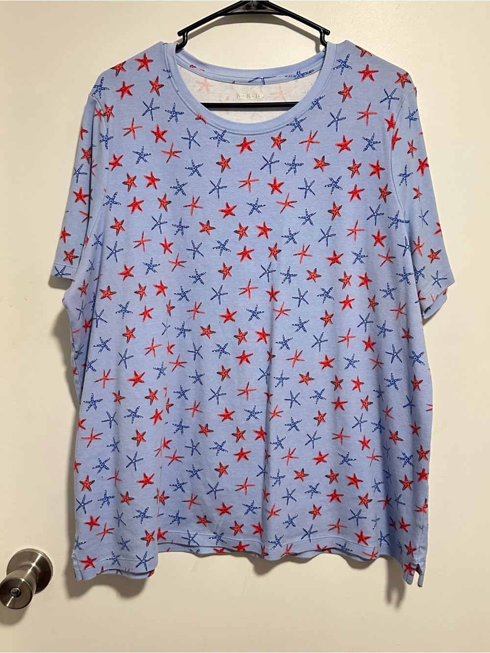 Kim Rogers Light Blue Short Sleeve Tee with Red & Blue Starfish Print